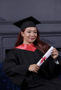 Image of Krishauna Shlanger, a psychotherapist.