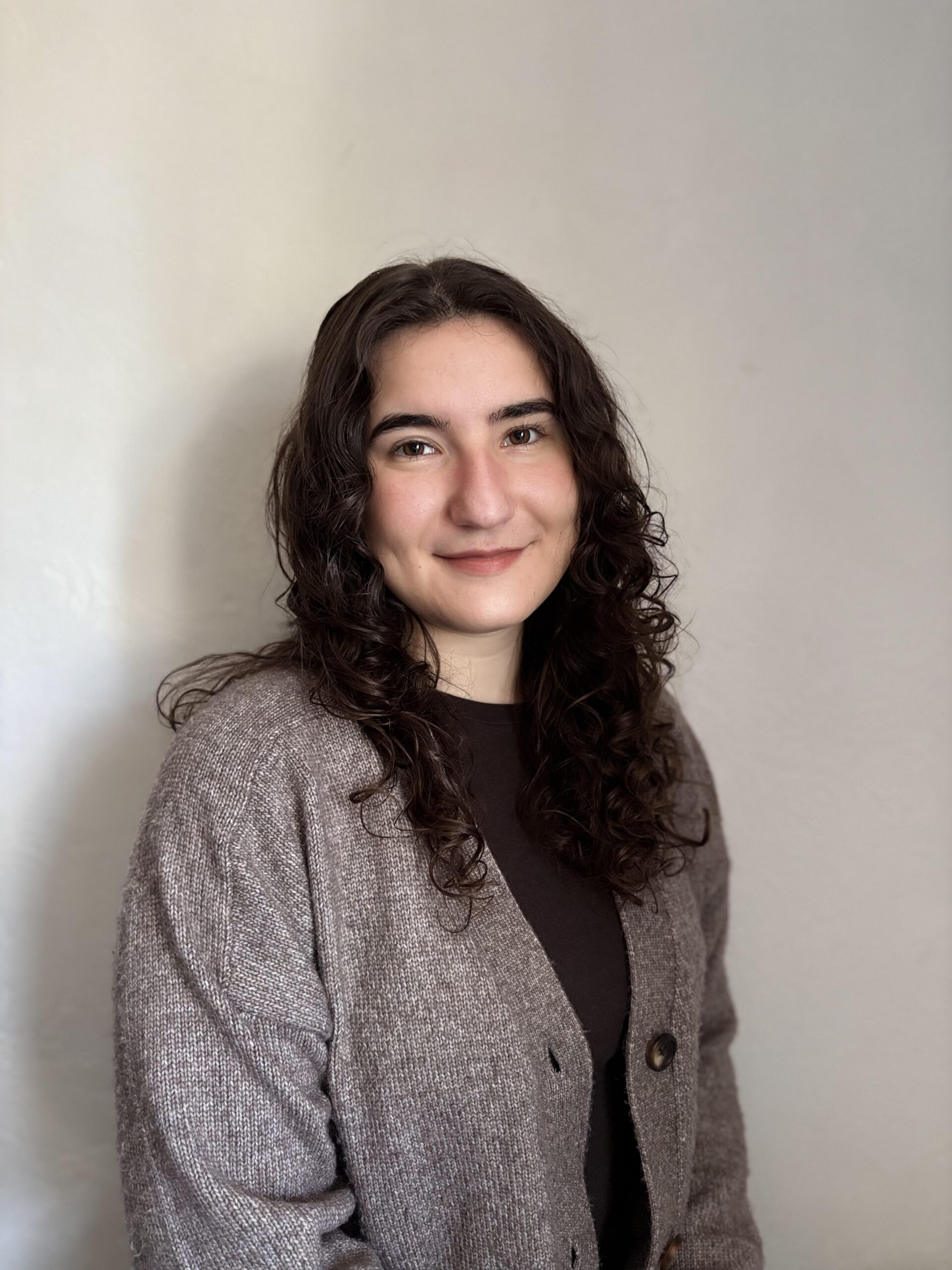 Marina, counselling intern for life transitions and anxiety therapy in Burlington Ontario at Christina Janiga Psychotherapy